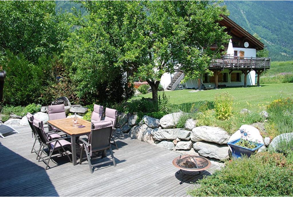 Tiki Lodge - Hot Tub & Sauna Chamonix Exterior foto